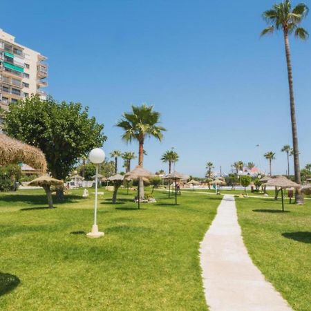 Apartmán Estudio Recien Reformado En Primera Linea De Playa Benalmádena Exteriér fotografie